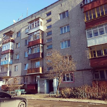Gil Apartment 2К Квартира Центр Пл Петефи 9A ウージュホロド エクステリア 写真